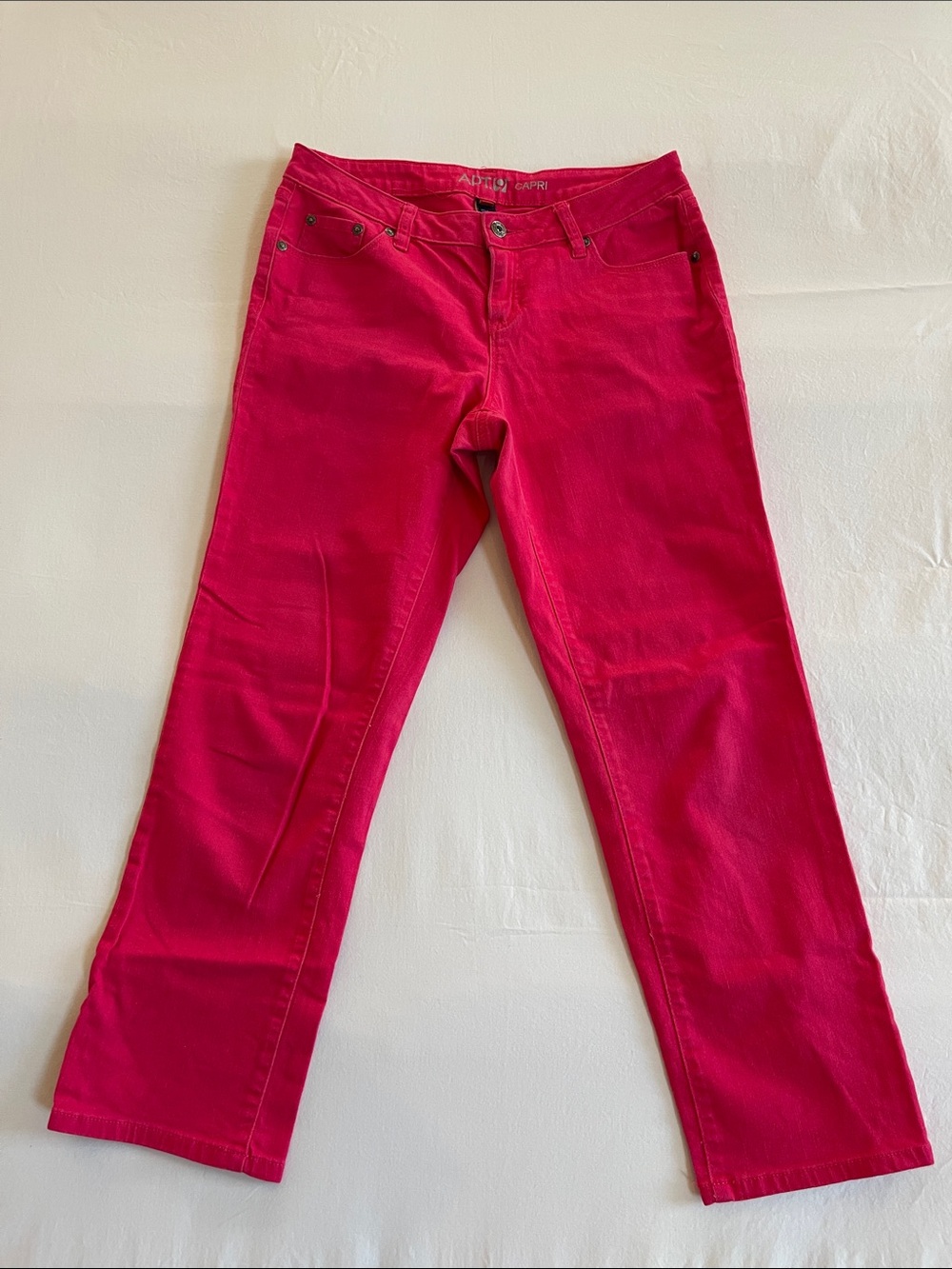 Red Women's‎ Straight-Leg Jeans